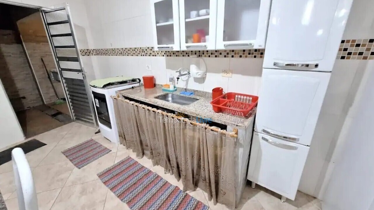 Casa para aluguel de temporada em Caraguatatuba (Massaguaçu)