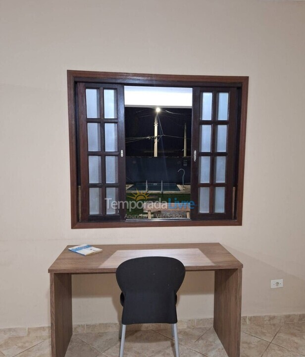 Casa para aluguel de temporada em Caraguatatuba (Massaguaçu)