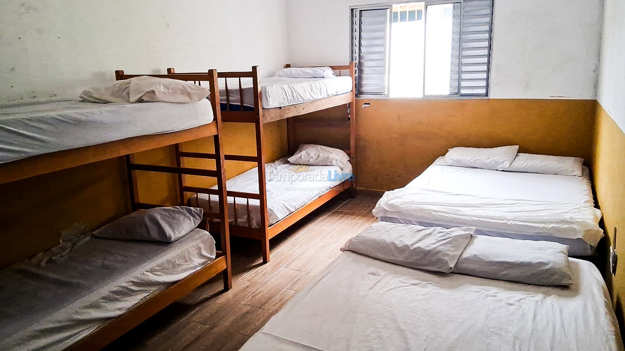 House for vacation rental in Praia Grande (Vila Mirim)