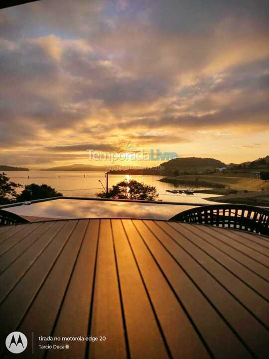 Casa para aluguel de temporada em São Jorge D'oeste (Residencial águas Claras)