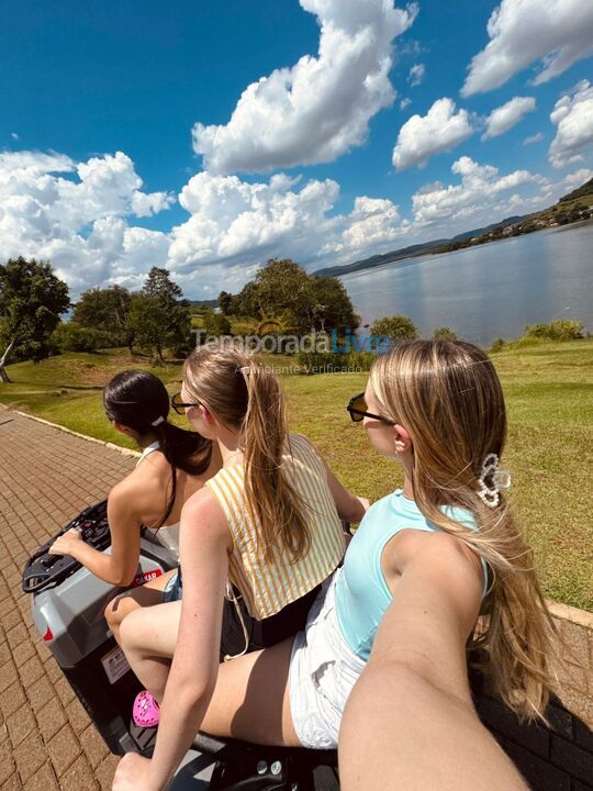 Casa para aluguel de temporada em São Jorge D'oeste (Residencial águas Claras)