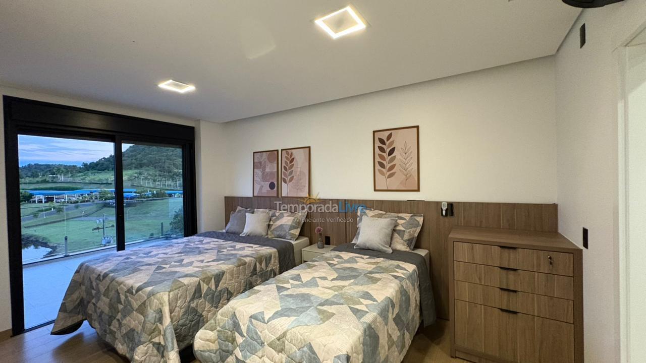 Casa para aluguel de temporada em São Jorge D'oeste (Residencial águas Claras)