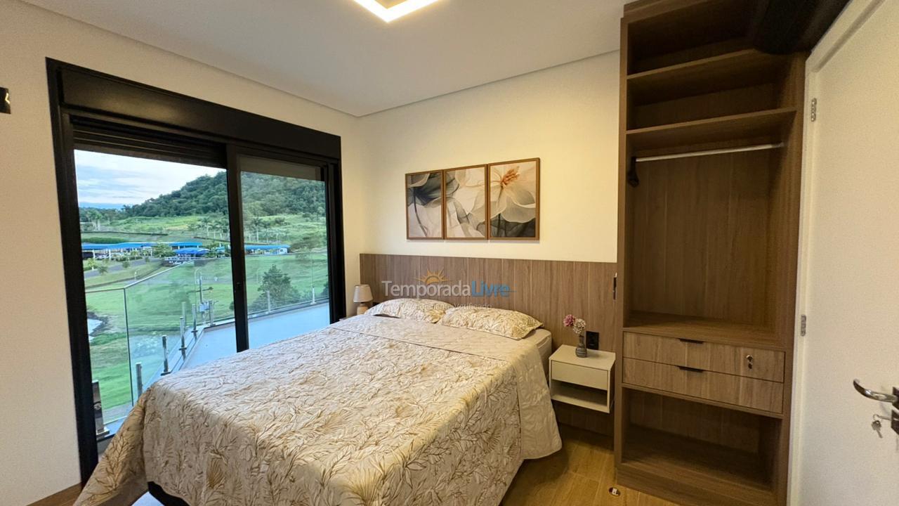 Casa para aluguel de temporada em São Jorge D'oeste (Residencial águas Claras)