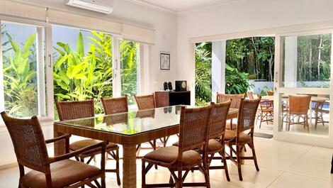 House in a gated community on Baleia Beach - Holidays