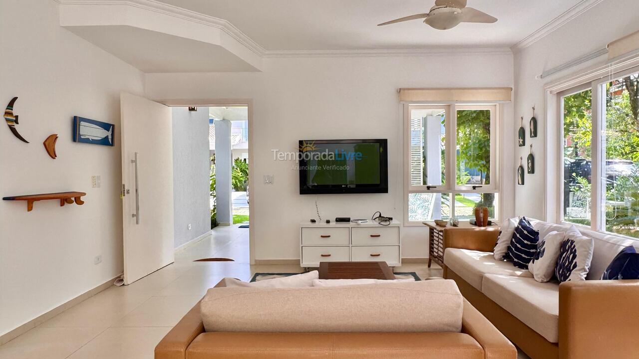 House for vacation rental in São Sebastião (Praia da Baleia)