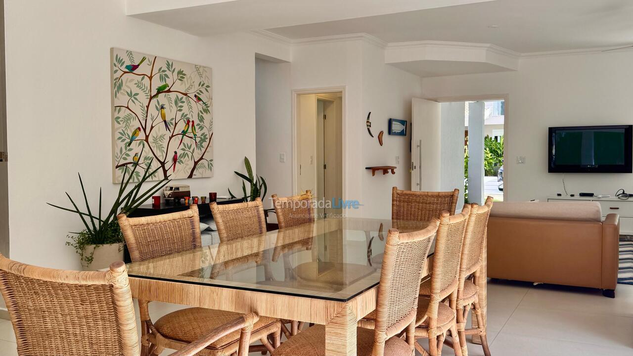 House for vacation rental in São Sebastião (Praia da Baleia)