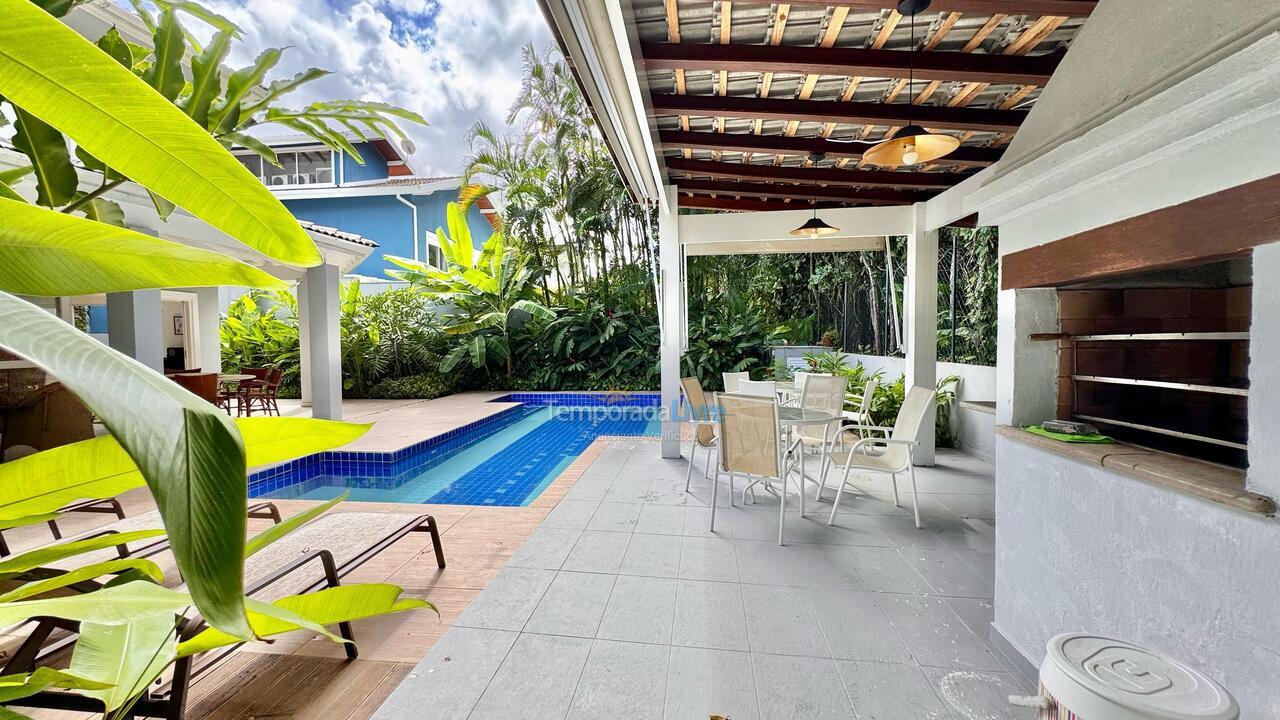 House for vacation rental in São Sebastião (Praia da Baleia)