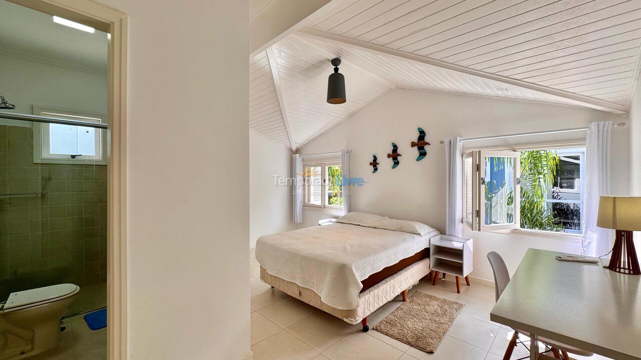 House for vacation rental in São Sebastião (Praia da Baleia)