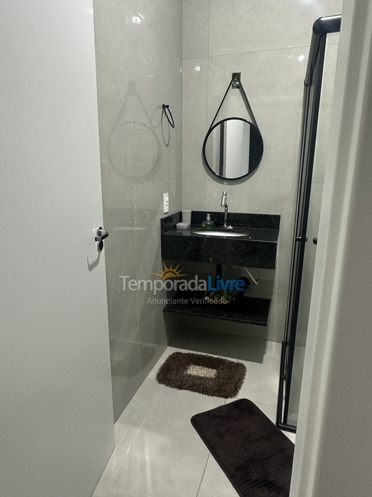 Casa para aluguel de temporada em Bombinhas (Mariscal E Canto Grande)