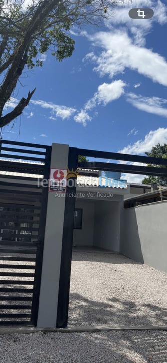 Casa para aluguel de temporada em Bombinhas (Mariscal E Canto Grande)