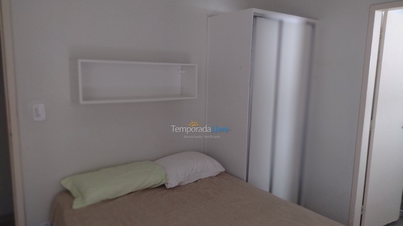 Apartamento para aluguel de temporada em Cabo Frio (Praia do Forte)