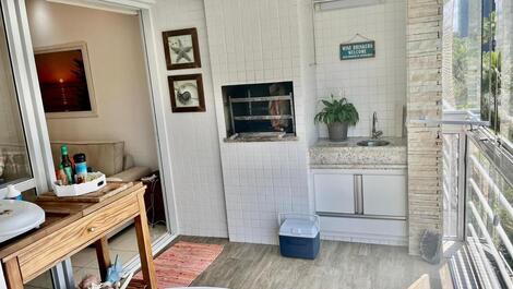 Apartment 2 blocks from the beach. Riviera de São Lourenço