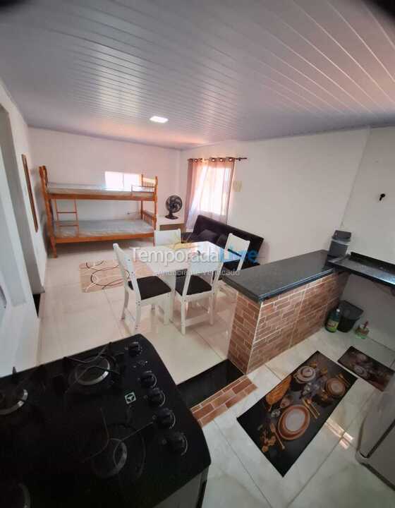 Apartamento para alquiler de vacaciones em Maricá (Praia de Itaipuaçu)