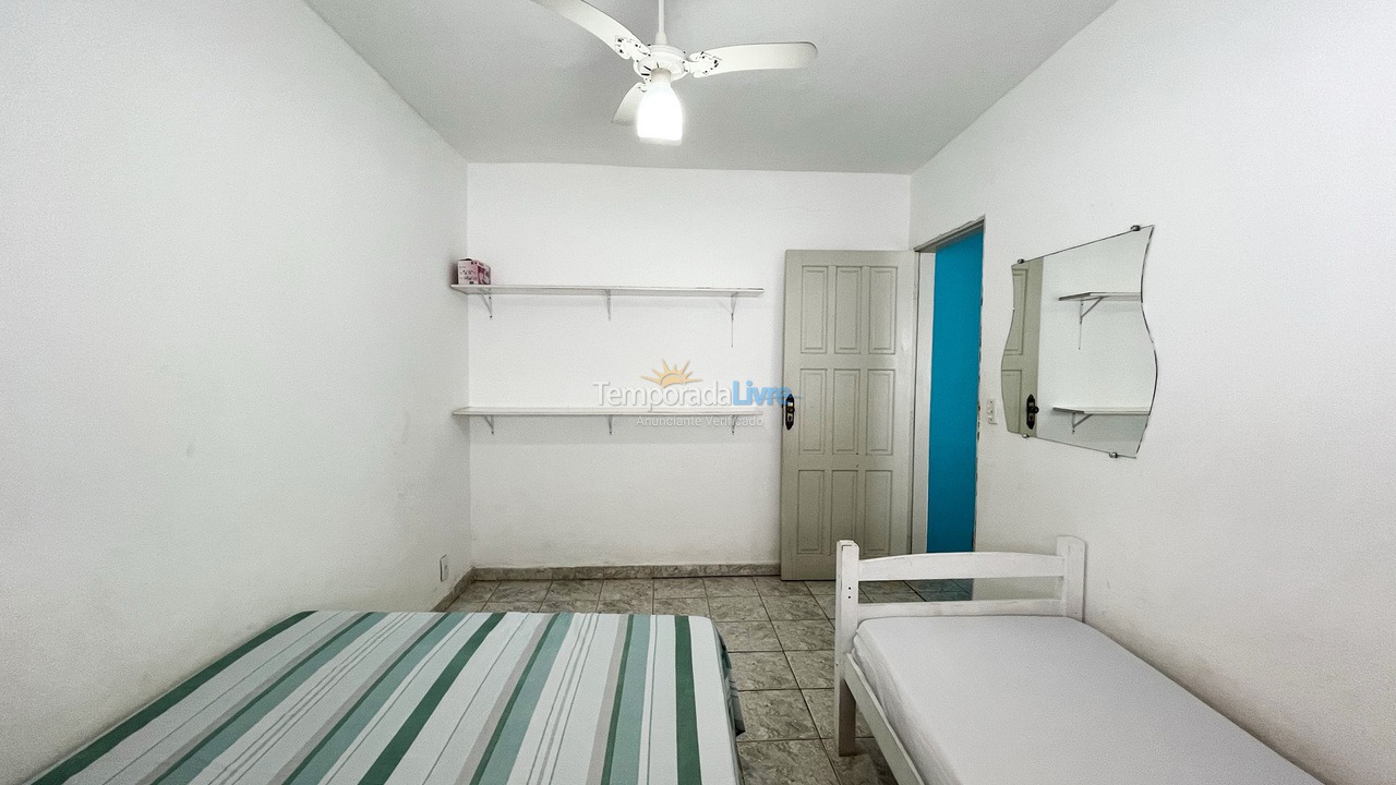 Casa para aluguel de temporada em Guarapari (Praia do Morro)