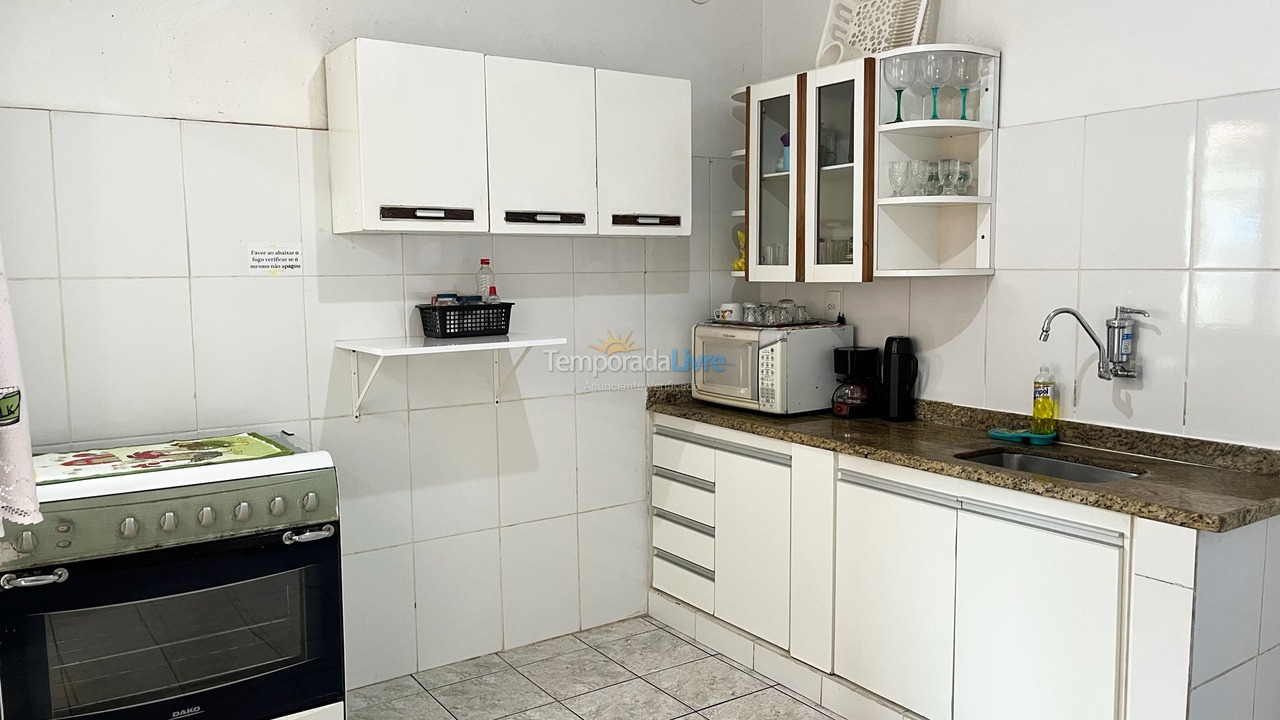 Casa para aluguel de temporada em Guarapari (Praia do Morro)