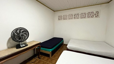 Linda Casa Temporada Praia do Morro Guarapari, Churrasqueira, Garagem