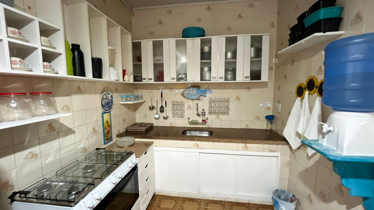 Casa para aluguel de temporada em Guarapari (Praia do Morro)