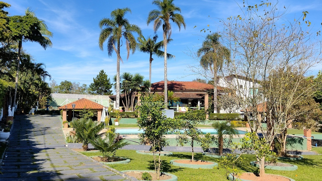 Ranch for vacation rental in Ibiúna (Condominio West Lake)