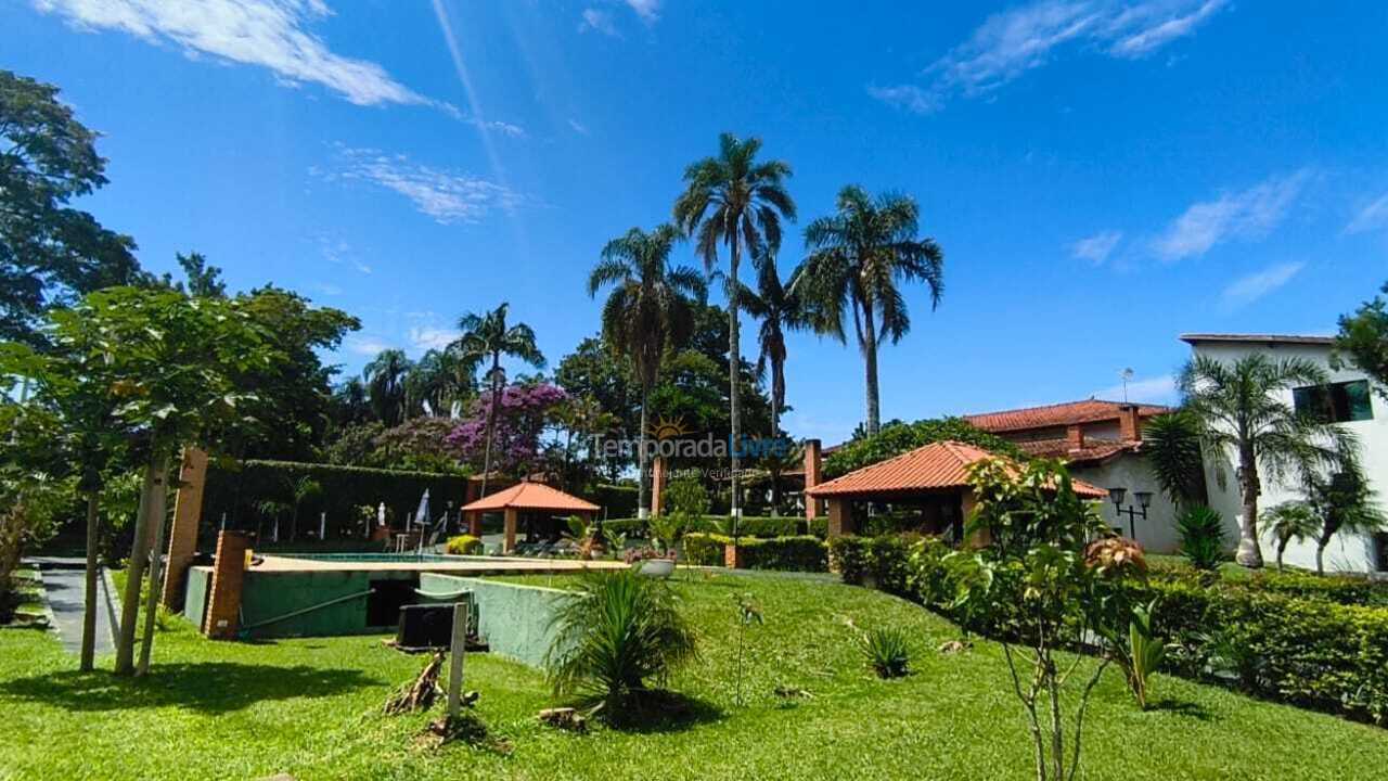 Ranch for vacation rental in Ibiúna (Condominio West Lake)