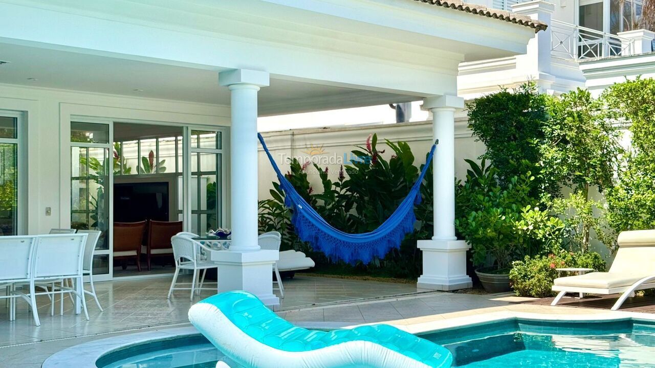 Casa para aluguel de temporada em São Sebastião (Juquehy)