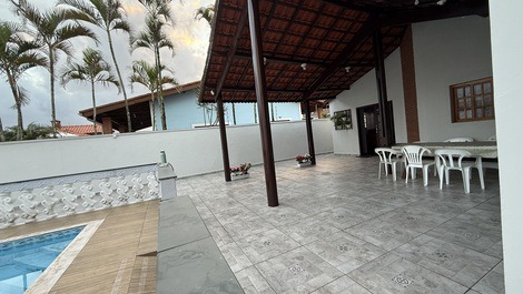 Cómoda casa en playa Cibratel 2, a 1 cuadra de la playa.