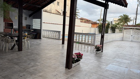 Cómoda casa en playa Cibratel 2, a 1 cuadra de la playa.