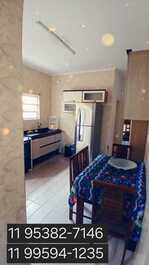 House in the Maracanã neighborhood, Praia Grande, just 250 meters from the beach.