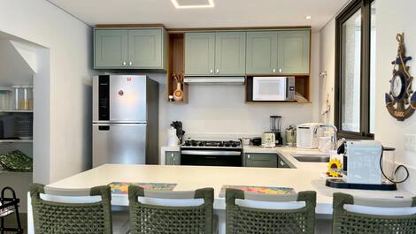 CASA EM CONDOMINIO VISTA PARA O MAR