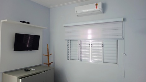 New, modern house, pool, Wi-Fi in the Condominium Morada da Praia - Boraceia