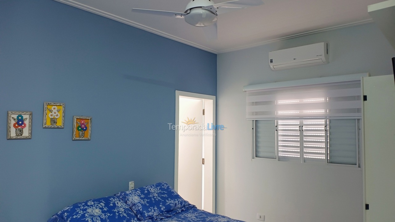 House for vacation rental in Bertioga (Condominio Morada da Praia)