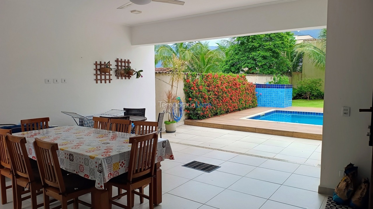 House for vacation rental in Bertioga (Condominio Morada da Praia)