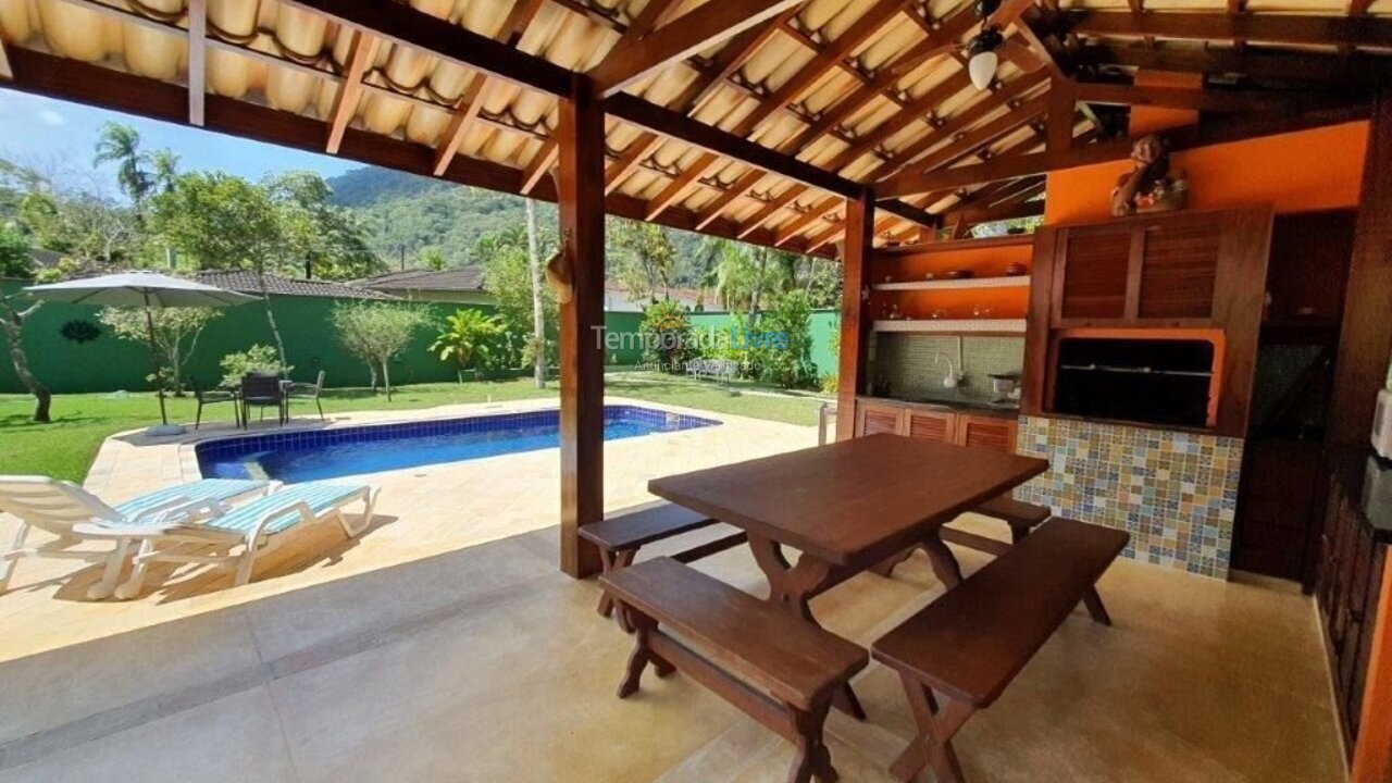 Casa para alquiler de vacaciones em Ubatuba (Itamambuca)