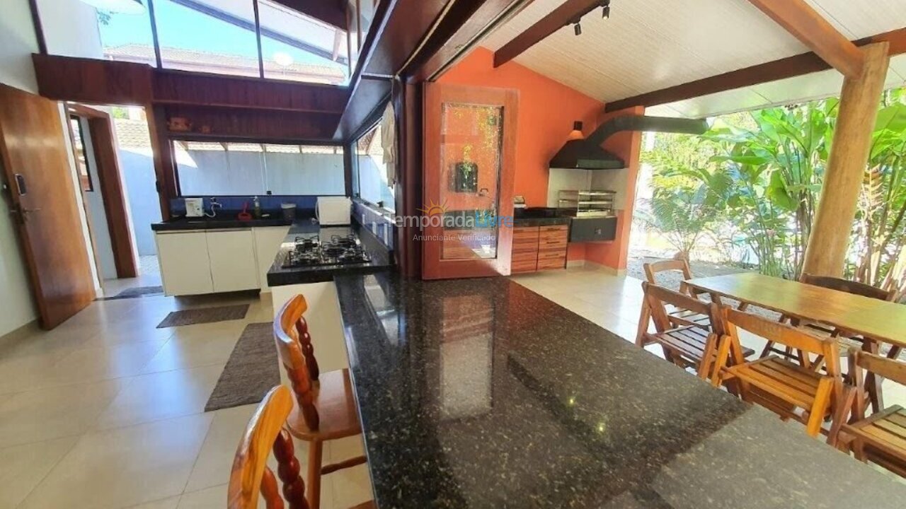 Casa para alquiler de vacaciones em Ubatuba (Itamambuca)