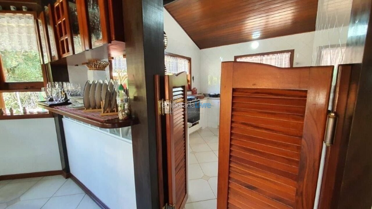 Casa para alquiler de vacaciones em Ubatuba (Itamambuca)