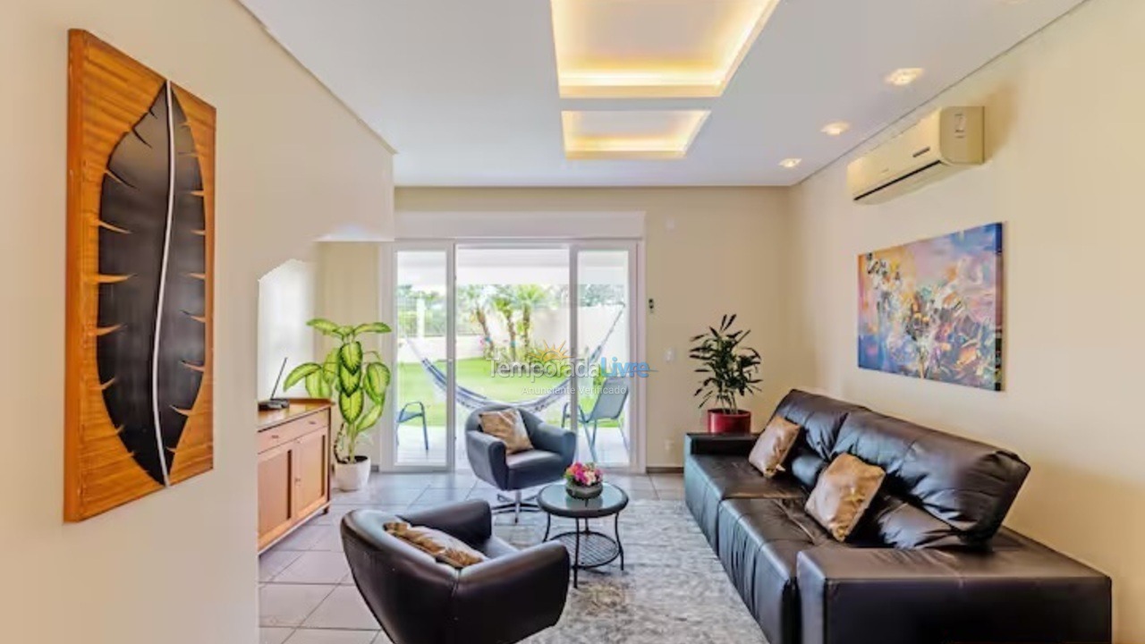 House for vacation rental in Florianópolis (Praia da Daniela)