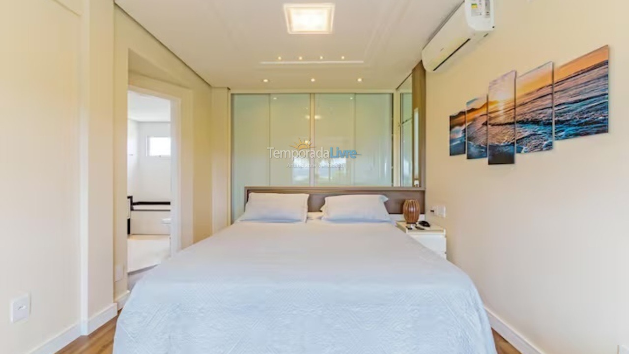 House for vacation rental in Florianópolis (Praia da Daniela)