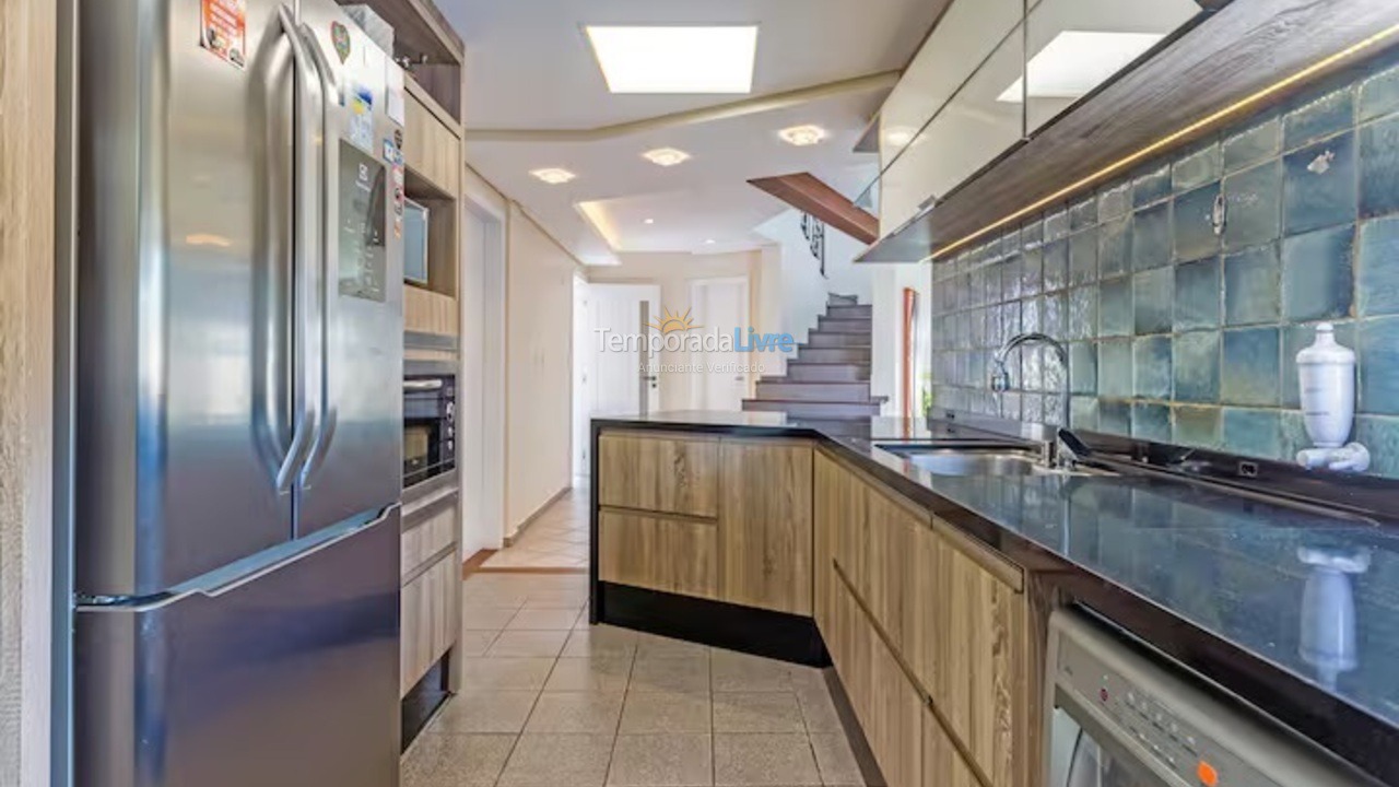 House for vacation rental in Florianópolis (Praia da Daniela)