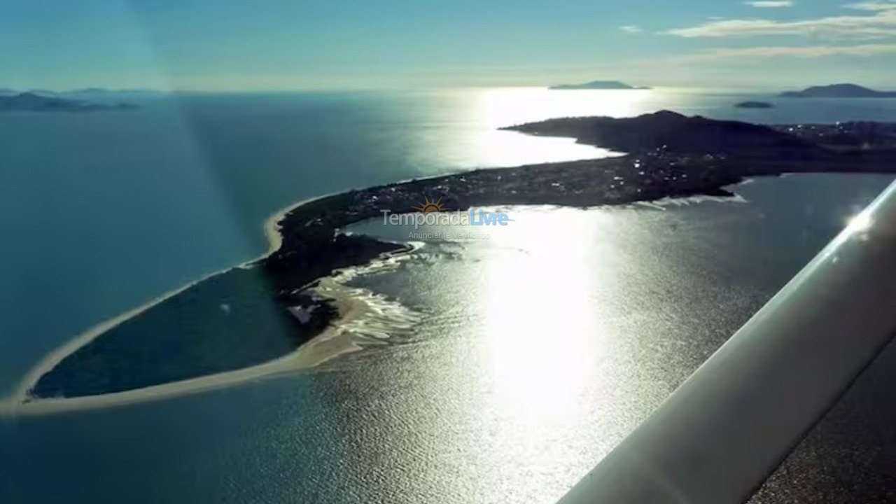 House for vacation rental in Florianópolis (Praia da Daniela)