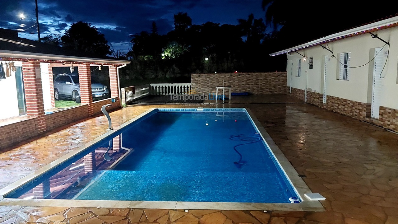 Granja para alquiler de vacaciones em Pilar do Sul (Chacaras Reunidas Pilar)