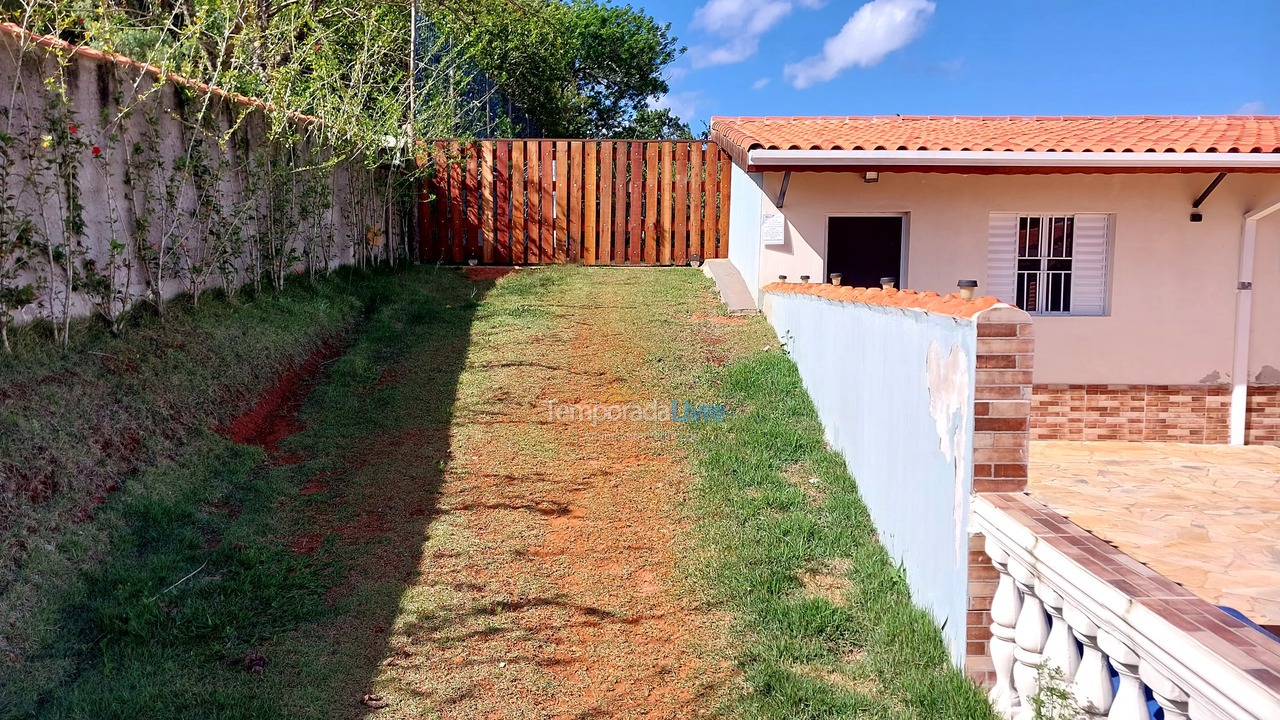 Granja para alquiler de vacaciones em Pilar do Sul (Chacaras Reunidas Pilar)