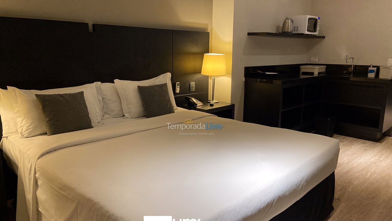 Apartamento para aluguel de temporada em Curitiba (Rebouças)