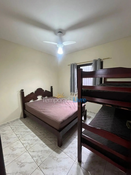 Casa para aluguel de temporada em Bertioga (Boraceia)