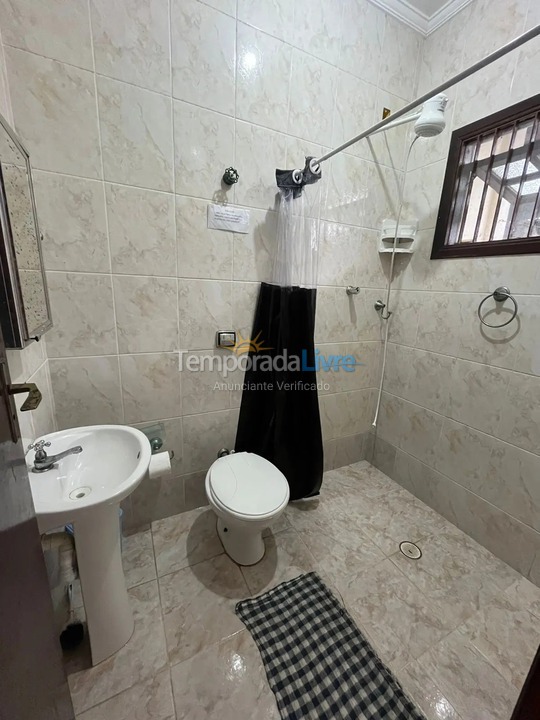 Casa para aluguel de temporada em Bertioga (Boraceia)