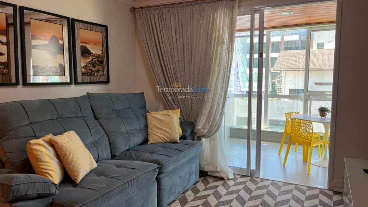 Apartamento para aluguel de temporada em Bombinhas (Praia de Bombas)