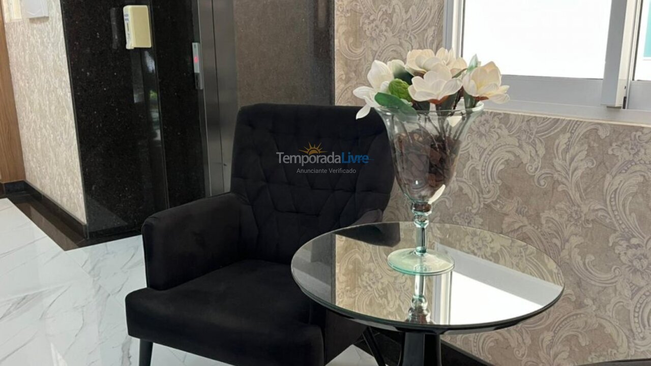 Apartamento para aluguel de temporada em Bombinhas (Praia de Bombas)