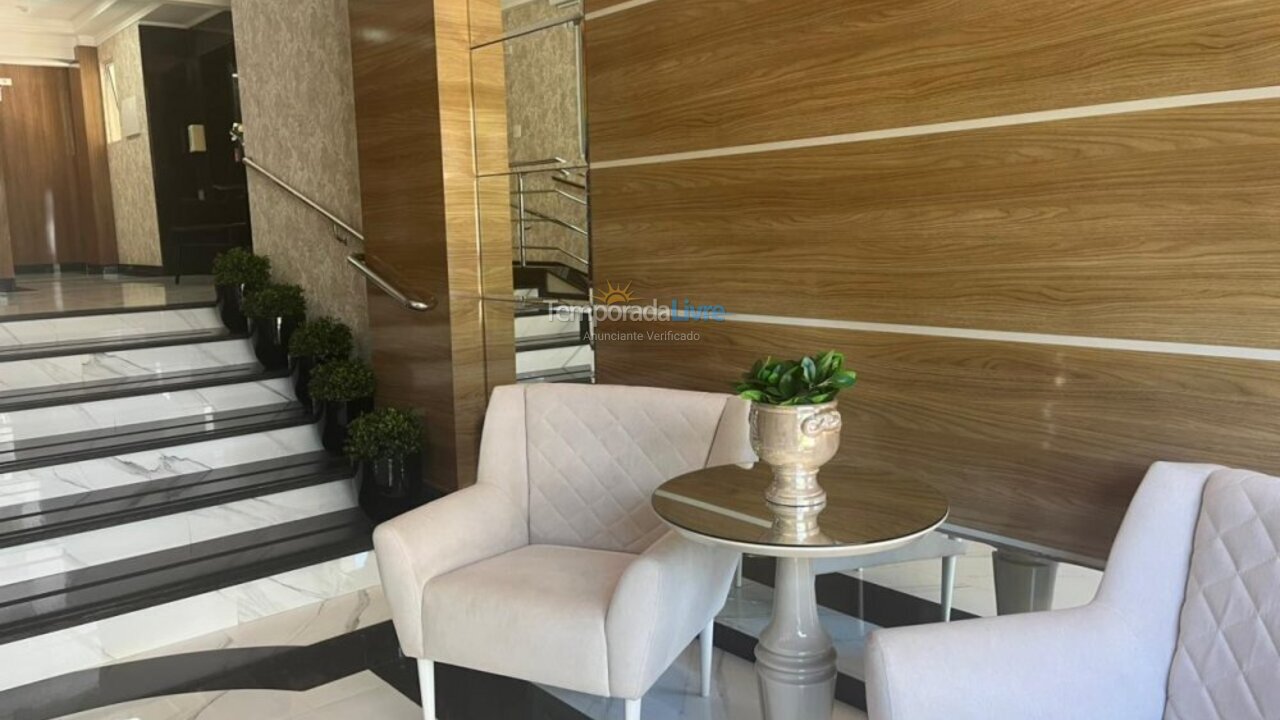 Apartamento para aluguel de temporada em Bombinhas (Praia de Bombas)