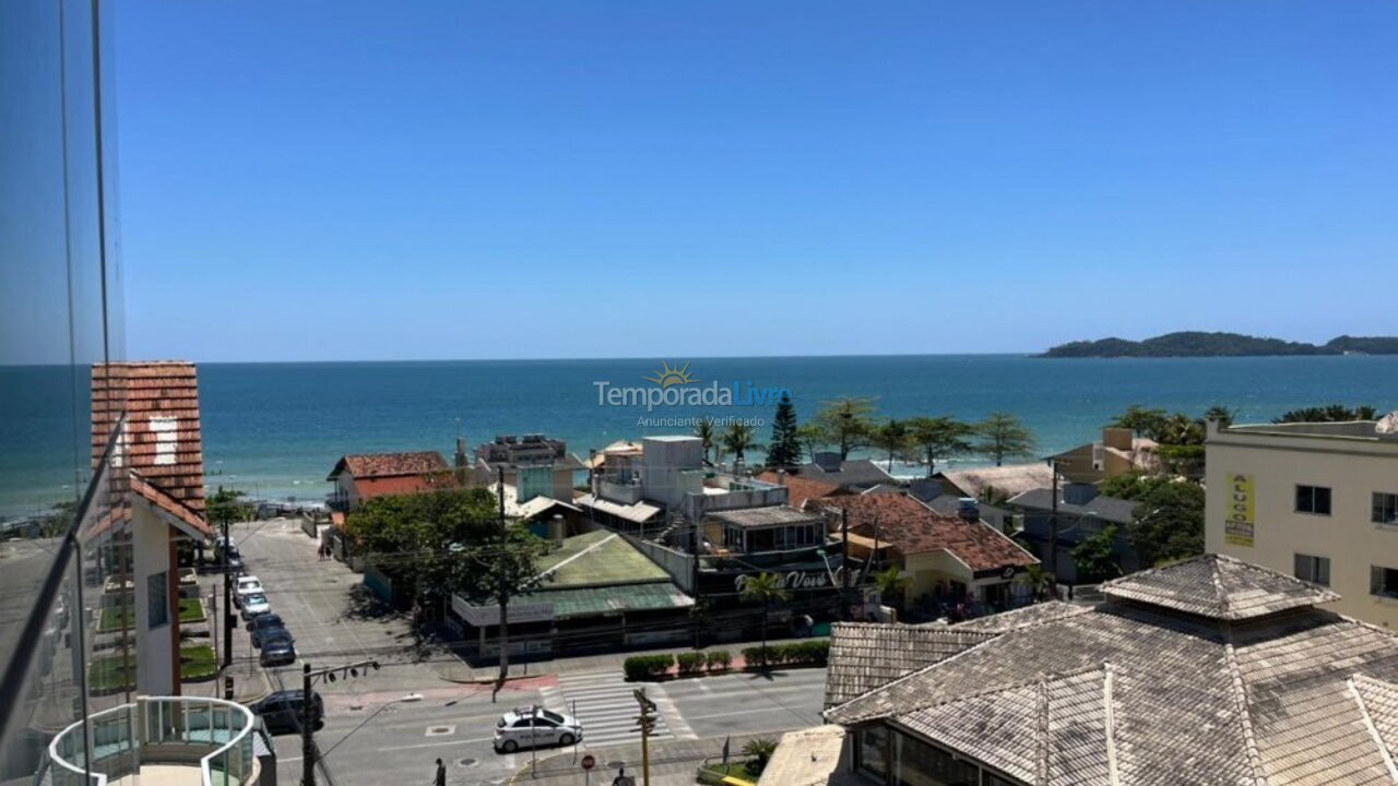 Apartamento para aluguel de temporada em Bombinhas (Praia de Bombas)