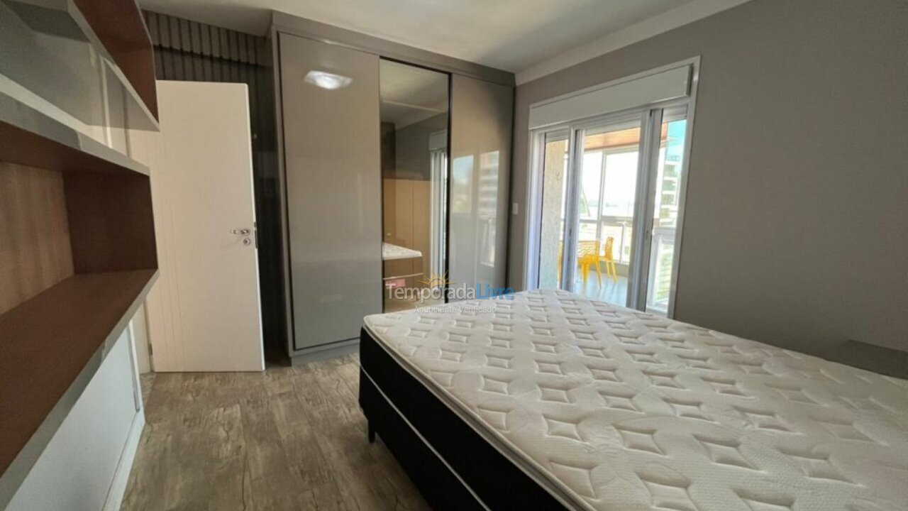 Apartamento para aluguel de temporada em Bombinhas (Praia de Bombas)