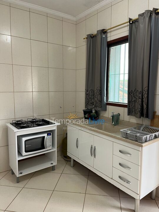 Casa para aluguel de temporada em Bertioga (Boraceia)