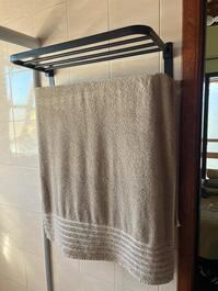 Cabo Frio: Ropa de cama, Wi-Fi, TV por cable, estacionamiento, a 450m de la playa.